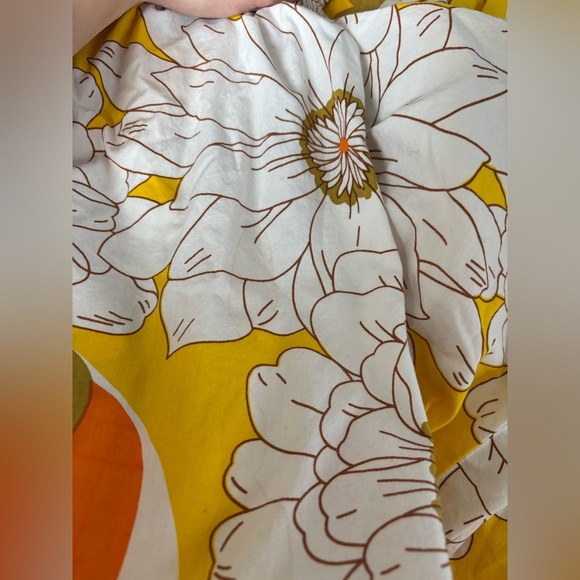S/W/F One shoulder layered maxi dress in yellow sunflower print - Picture 8 of 8